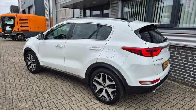 KIA SPORTAGE 1.6T GDI 4WD GT Line PANO PDC ACC TREKHAAK AUTOMAAT LEDER STOELKOELING/ VERWARMING