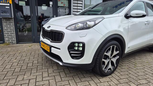 KIA SPORTAGE 1.6T GDI 4WD GT Line PANO PDC ACC TREKHAAK AUTOMAAT LEDER STOELKOELING/ VERWARMING