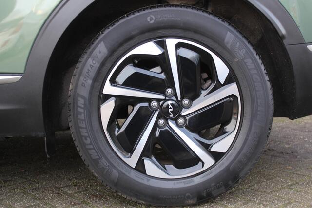 KIA SPORTAGE 1.6 T-GDi Hybrid DynamicLine AppleCarPlay/AndroidAuto l Achteruitrijcamera l Adaptieve cruise control l Digitaal instrumentenpaneel