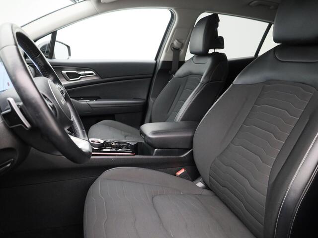 KIA SPORTAGE 1.6 T-GDi Plug-in Hybrid AWD DynamicLine | CAMERA | ADAPTIVE | STOEL- EN STUURVERW.