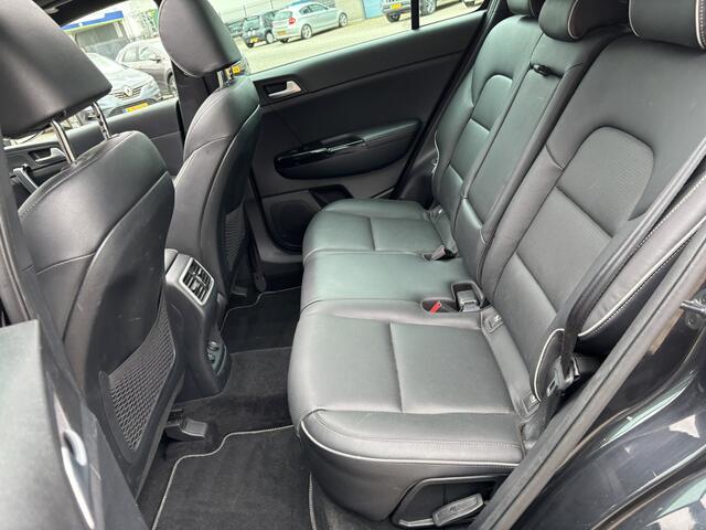 KIA SPORTAGE 1.6 T-GDI 4WD GT-Line / Trekhaak / Androidauto/Applecarplay / Stoelverwarming / Schuifkanteldak /