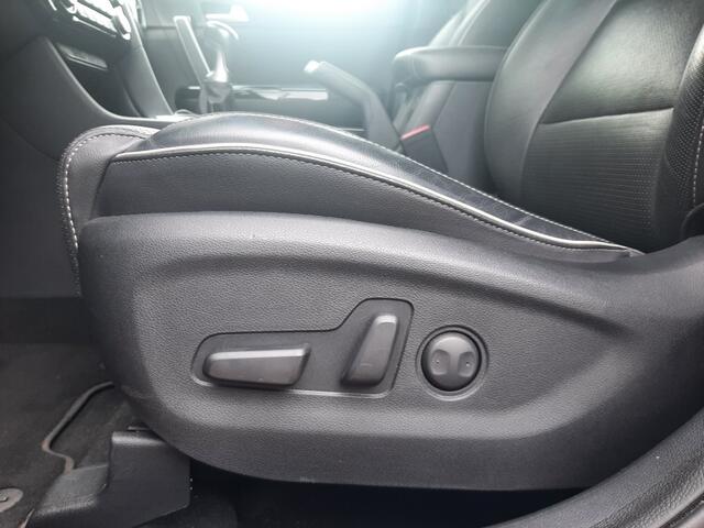 KIA SPORTAGE 1.6 132pk Airco Cruise-Control Navigatie Bluetooth Stoel- en Stuurverwarming