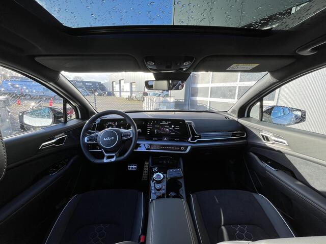 KIA SPORTAGE 1.6 T-GDi Plug-in Hybrid AWD GT-Line Kia Sportage 1.6 T-GDi Plug-in Hybrid GT-Line Direct leverbaar bij Wensink Lease