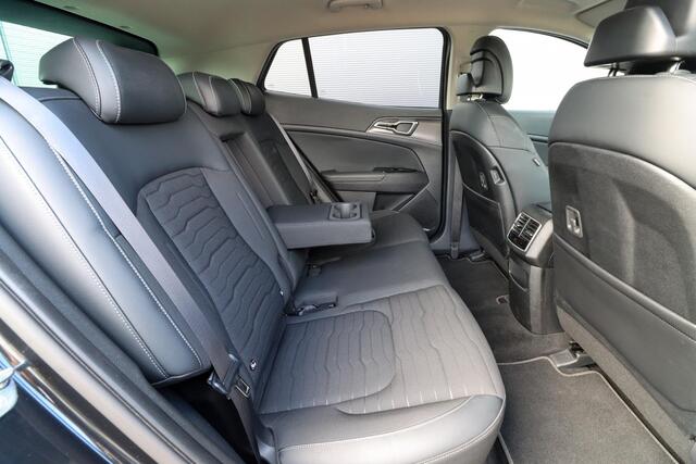 KIA SPORTAGE 1.6 T-GDi Plug-in Hybrid AWD DynamicPlusLine | Trekhaak | Adaptieve cruise | Rijklaarprijs - incl.garantie
