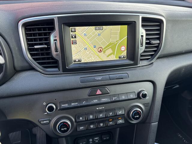 KIA SPORTAGE 1.6 GDI First Edition TREKHAAK / CAMERA / NAVI / CLIMA / PDC / BLUETOOTH / CRUISE / NL-AUTO