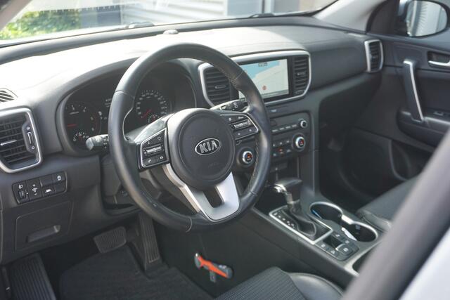 KIA SPORTAGE 1.6 CRDi MHEV DynamicPlusLine | Panoramadak | Camera | Trekhaak | Origineel NL |