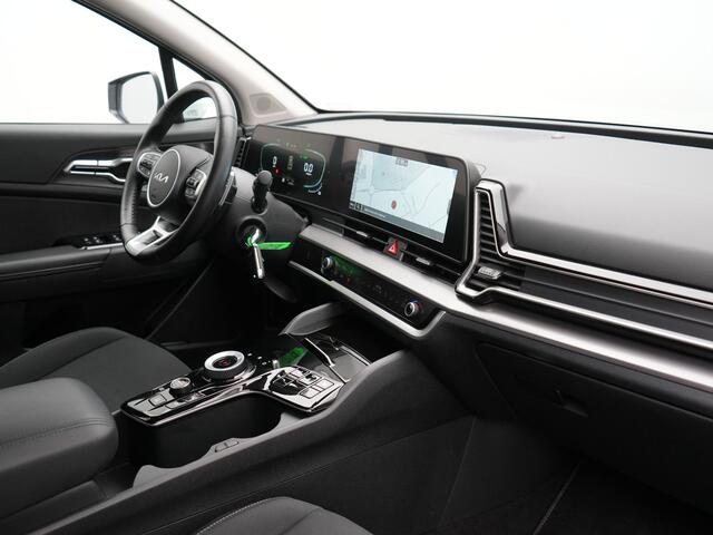 KIA SPORTAGE 1.6 T-GDi AWD DynamicLine Plug In Hybrid 265pk Dealer O.H PHEV | Adaptive Cruise | Camera | Widescreen Navi | Stoelen & Stuur Verwarmd | Apple Carplay | Navigatie | DAB |