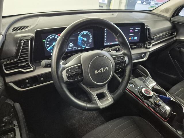 KIA SPORTAGE 1.6 T-GDi Hybrid AWD DynamicLine AWD | 360 GRADEN CAMERA | ELEKTRISCH VERSTELBARE STOELEN | STOELVERWARMING | STUURVERWARMING | TREAKHAAK | NAVIGATIE | ALCANTARA INTERIEUR | LED | DODEHOEK DETECTIE | | APPLE CARPLAY / ANDROID AUTO | ADAPTIEVE CRUISECONTR