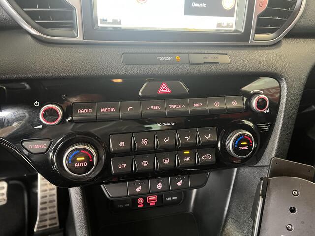 KIA SPORTAGE 1.6 T-GDI 4WD GT-Line AUTOMAAT| Stoel+ Stuurverwarming| Navigatie| Achteruitrijcamera | 19 Inch lm velgen| Smart key| Volledig lederen bekleding