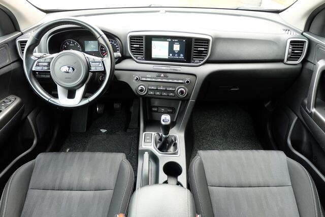 KIA SPORTAGE 1.6 GDI ComfortLine / Trekhaak / Camera / Apple CarPlay / 17"