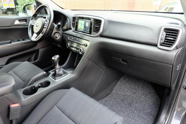 KIA SPORTAGE 1.6 GDI ComfortLine / Trekhaak / Camera / Apple CarPlay / 17"