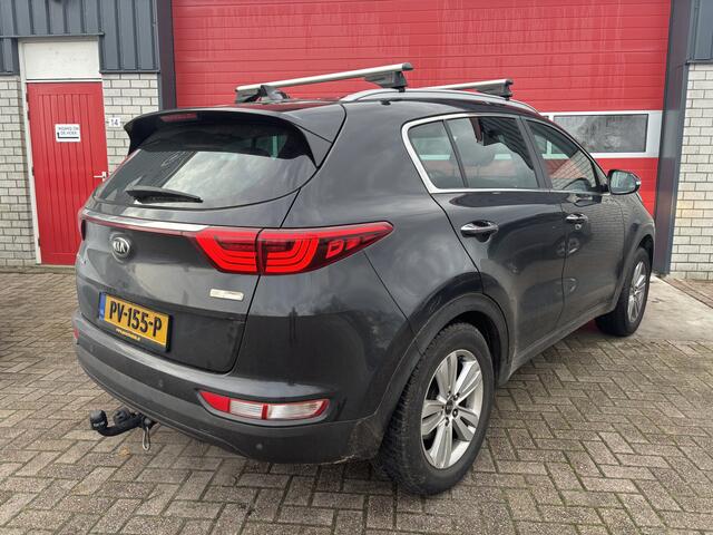 KIA SPORTAGE 1.6 GDI DynamicLine TREKHAAK / LEDER / STOELVERW / CARPLAY / CAMERA / NAVI / CLIMA / PDC / NL-AUTO