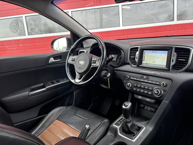 KIA SPORTAGE 1.6 GDI DynamicLine TREKHAAK / LEDER / STOELVERW / CARPLAY / CAMERA / NAVI / CLIMA / PDC / NL-AUTO