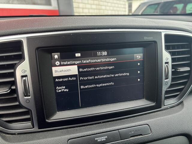 KIA SPORTAGE 1.6 GDI DynamicLine TREKHAAK / LEDER / STOELVERW / CARPLAY / CAMERA / NAVI / CLIMA / PDC / NL-AUTO