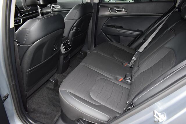 KIA SPORTAGE 1.6 T-GDi Hybrid DynamicPlusLine DCT6-Autom. | Cruise Control Adaptief | Navigatie | Camera | Panoramadak | Stoel+StuurVerwarming | Tot 10Jr. Kia-Garantie