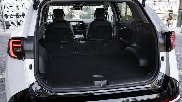 KIA SPORTAGE 1.6 T-GDi Plug-in Hybrid ComfortLine ¤40.895,- RIJKLAAR! Nu ¤2.000,- voordeel! Nu extra scherp geprijsd!