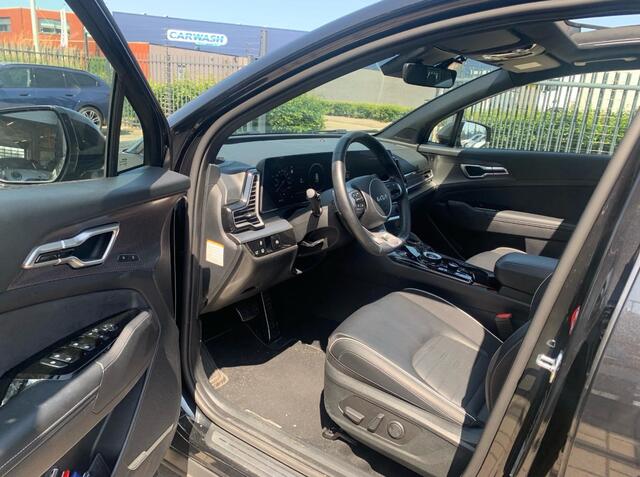 KIA SPORTAGE 1.6 T-GDi Hybrid GT-PlusLine / Trekhaak / Panoramadak / 360Camera / Leder / Matrix LED / Keyless / 18'' / CarPlay / Harman Kardon / Stoelventilatie / Stoelverwarming 4x / Dodehoek / DAB / ACC