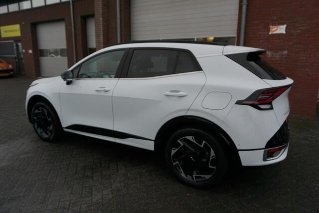 KIA SPORTAGE 1.6 T-GDI PLUG IN HYBRID AWD GT-LINE KEURIGE NETTE STAAT PANORAMADAK STOELKOELING+VERWARMING 360CAMERA STUURVERWARMING 19INCH FULL LED LEDER/ALCANTARA ANDROID/APPLECARPLAY NAVI ELECTR.STOELEN+MEMORY ADAPTIEVE CRUISE ENZ...