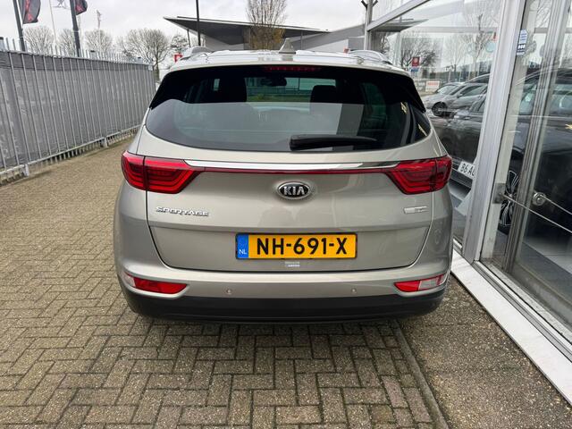 KIA SPORTAGE 1.6 GDI DynamicLine | Electronic climate control | Achteruitrijcamera | Navigatie | Cruise control | APK tot 15-03-2026 | NAP |