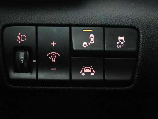 KIA SPORTAGE 1.6 GDI First Edition | Stoel & stuurverwarming | Camera | Navigatie | Achterbankverwarming | Bluetooth | Climate control | Bluetooth | Cruise control | Dodehoek detectie