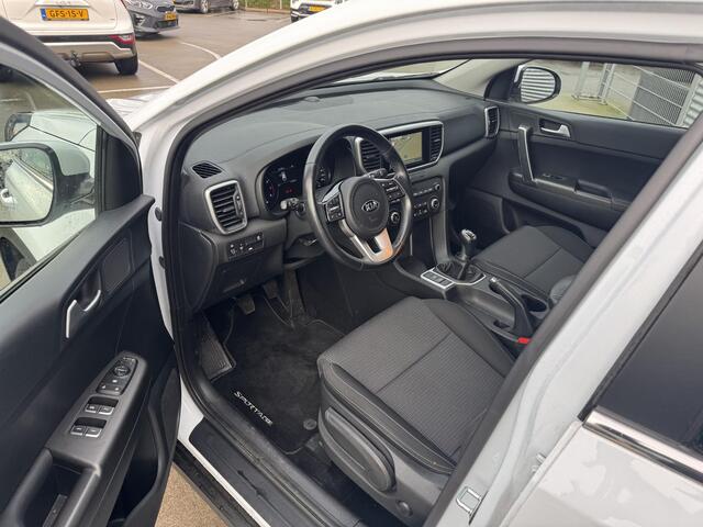 KIA SPORTAGE 1.6 GDI DynamicLine Trekhaak | Navi | Cruise | Camera
