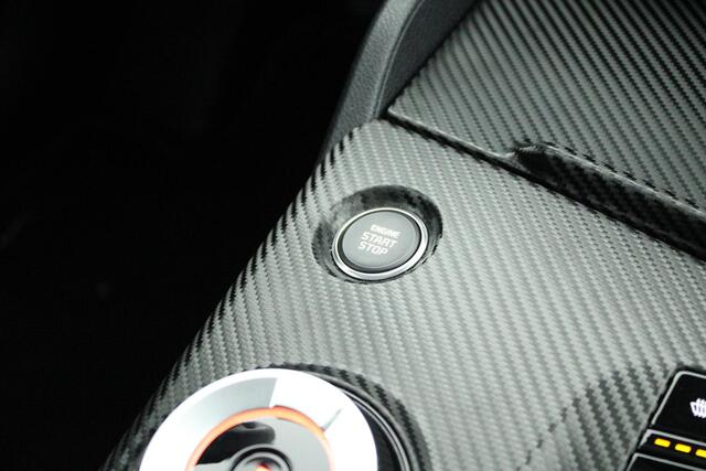 KIA SPORTAGE 1.6 T-GDi Hybrid DynamicPlusLine Trekhaak Camera Panoramadak Stoelverwarming Keyless Navigatie