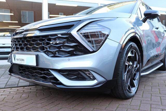 KIA SPORTAGE 1.6 T-GDi Plug-in Hybrid AWD GT-Line automaat. Panoramadak, tray planken, zeer compleet.