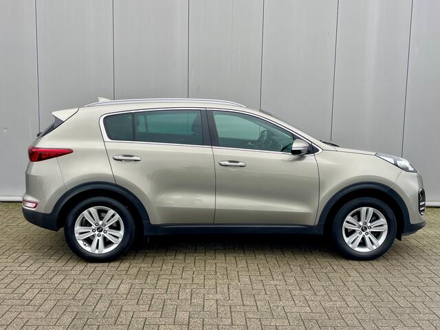 KIA SPORTAGE 1.6 GDI DynamicLine Navigatie, Climate Control, Cruise Control, Trekhaak, 17"Lm, Achteruitrijcamera