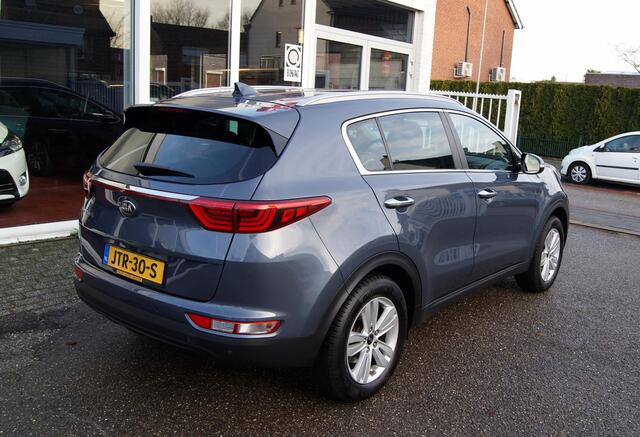 KIA SPORTAGE 1.6 GDI ExecutiveLine Navi,Camera,Leder,Clima,Trekhaak,RIJKLAARPRIJS!!