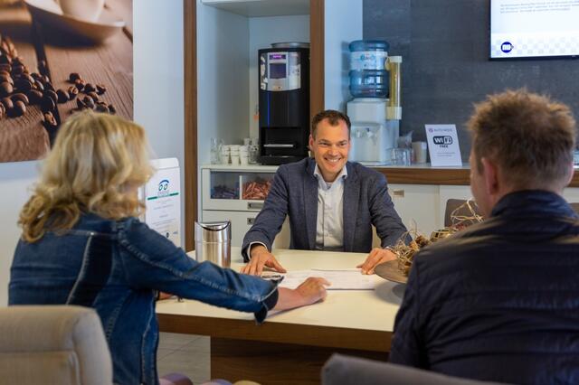 KIA SPORTAGE 1.6 T-GDi Plug-in Hybrid AWD DynamicPlusLine | Pano | Trekhaak