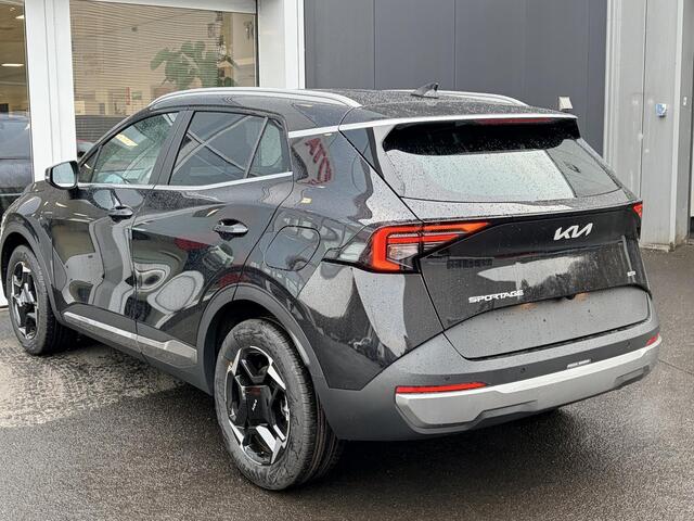 KIA SPORTAGE 1.6 T-GDi Hybrid DynamicLine Rijklaarprijs inclusief Metallic Lak ¤. 42.985,= | Direct Leverbaar!!!Prijs inclusief alle lopende Kia Acties