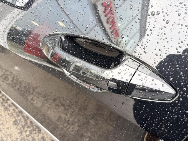 KIA SPORTAGE 1.6 T-GDi Hybrid DynamicLine Rijklaarprijs inclusief Metallic Lak ¤. 42.985,= | Direct Leverbaar!!!Prijs inclusief alle lopende Kia Acties