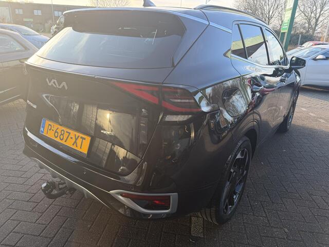KIA SPORTAGE 1.6 T-GDi Plug-in Hybrid AWD GT-Line AWD | CAMERA | ELEKTRISCH VERSTELBARE STOELEN | STOELVERWARMING | STUURVERWARMING | PANORAMADAK | NAVIGATIE | ALCANTARA INTERIEUR | LED | DODEHOEK DETECTIE | | APPLE CARPLAY / ANDROID AUTO | ADAPTIEVE CRUISECONTROL | 