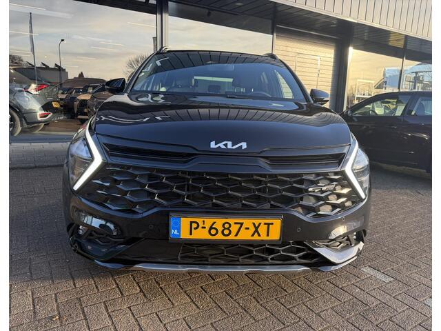 KIA SPORTAGE 1.6 T-GDi Plug-in Hybrid AWD GT-Line AWD | CAMERA | ELEKTRISCH VERSTELBARE STOELEN | STOELVERWARMING | STUURVERWARMING | PANORAMADAK | NAVIGATIE | ALCANTARA INTERIEUR | LED | DODEHOEK DETECTIE | | APPLE CARPLAY / ANDROID AUTO | ADAPTIEVE CRUISECONTROL | 