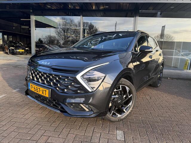 KIA SPORTAGE 1.6 T-GDi Plug-in Hybrid AWD GT-Line AWD | CAMERA | ELEKTRISCH VERSTELBARE STOELEN | STOELVERWARMING | STUURVERWARMING | PANORAMADAK | NAVIGATIE | ALCANTARA INTERIEUR | LED | DODEHOEK DETECTIE | | APPLE CARPLAY / ANDROID AUTO | ADAPTIEVE CRUISECONTROL | 