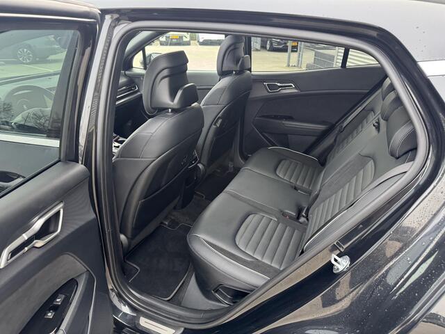KIA SPORTAGE 1.6 T-GDi Plug-in Hybrid AWD GT-PlusLine Nw door ons geleverd & onderhouden | Prachtige auto !