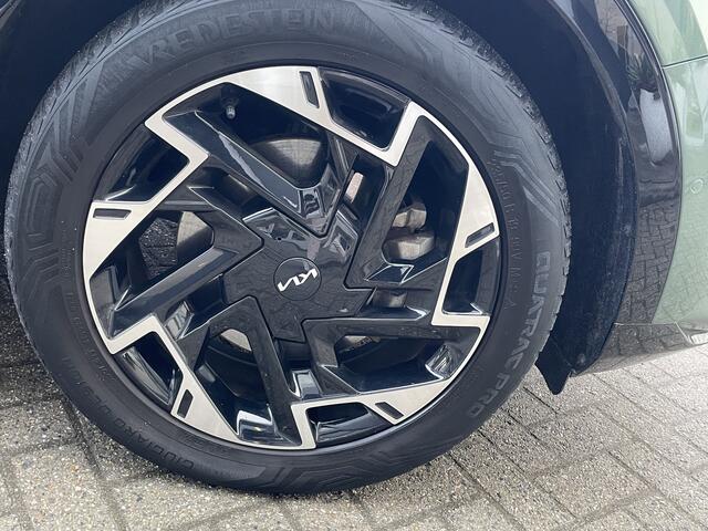 KIA SPORTAGE 1.6 T-GDi Plug-in Hybrid AWD GT-PlusLine // Full Options Trekhaak // All seasonbanden // info Roel 0492-588951 info Roel 0492-588951