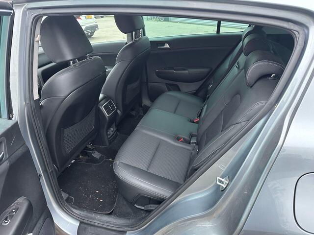 KIA SPORTAGE 1.6 T-GDI DynamicPlusLine Automaat DCT NW door ons geleverd & Onderhouden | Trekhaak | Panoramadak | Stoelverwarming