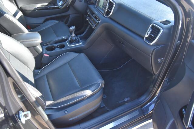 KIA SPORTAGE 1.6 T-GDI GT-Line First Edition , TREKHAAK , CR CONTR , CLIMATR , A UITRIJ CAM , LED KOPL ,