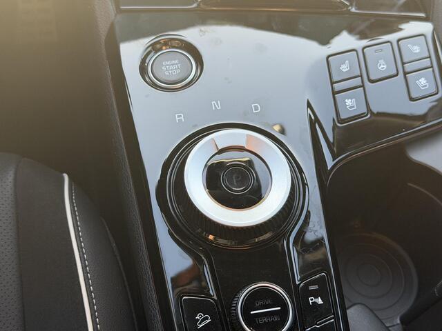 KIA SPORTAGE 1.6 T-GDi Plug-in Hybrid AWD GT-PlusLine AWD | 360 GRADEN CAMERA | ELEKTRISCH VERSTELBARE STOELEN | STOELVERWARMING | STUURVERWARMING | STUURKOELING | PANORAMADAK | NAVIGATIE | LED | DODEHOEK DETECTIE | APPLE CARPLAY / ANDROID AUTO | ADAPTIEVE CRUISECONTR