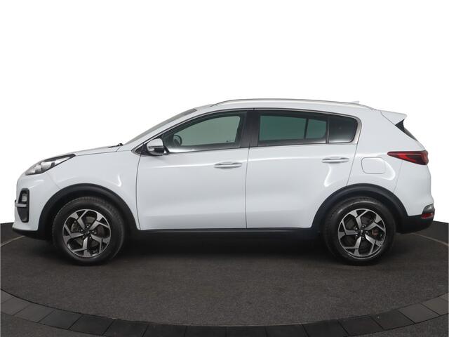 KIA SPORTAGE 1.6 T-GDI 4WD DynamicLine - Rijklaar - Navigatie Full map - trekhaak - - Virena Zekerheidspakket ¤ 895,-