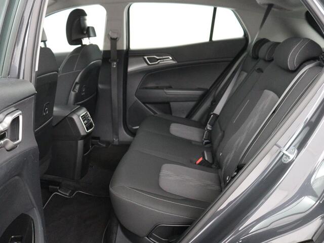 KIA SPORTAGE 1.6 T-GDi Plug-in Hybrid AWD DynamicLine | Adaptive cruise | Camera | Carplay | Navigatie | Digital Cockpit | 19'' | Climate control | Full LED | Parkeerhulp | PHEV | Plug In