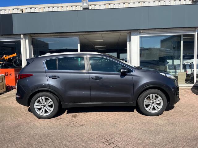 KIA SPORTAGE 1.6 ExecitiveLine Cruise Clima CarPlay Leder