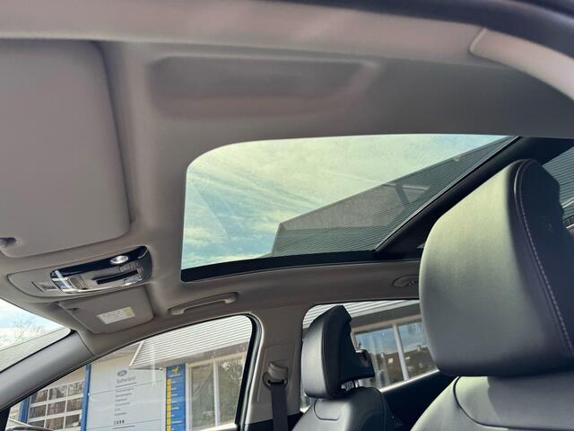 KIA SPORTAGE 1.6 T-GDi Hybrid DynamicPlusLine | 230pk | Trekhaak | Panoramadak | 1650 kg trekgewicht | Elektrische Stoelen | Stoelverwarming |