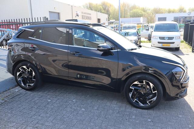 KIA SPORTAGE 1.6 T-GDi Plug-in Hybrid AWD GT-Line 10 Jaar fabrieksgarantie!! Panoramadak/Achteruitrijcamera/Stoelverwarming voor+achter/Stuurverwarming/Apple carplay/Lane assist/Cruise control/Lederen bekleding