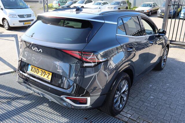 KIA SPORTAGE 1.6 T-GDi Hybrid GT-Line Stoelverwarming voor+achter/Stuurverwarming/Achteruitrijcamera/Apple carplay/Lane assist/Adaptieve cruise control/Dode hoek assistent/DAB/Navigatie/18'' licht metaal