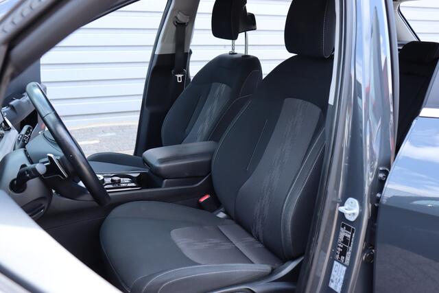 KIA SPORTAGE 1.6 T-GDi Hybrid DynamicLine O.a: ACC, Clima, Cruise, Carplay, Camera, PDC, Etc. All-in prijs!