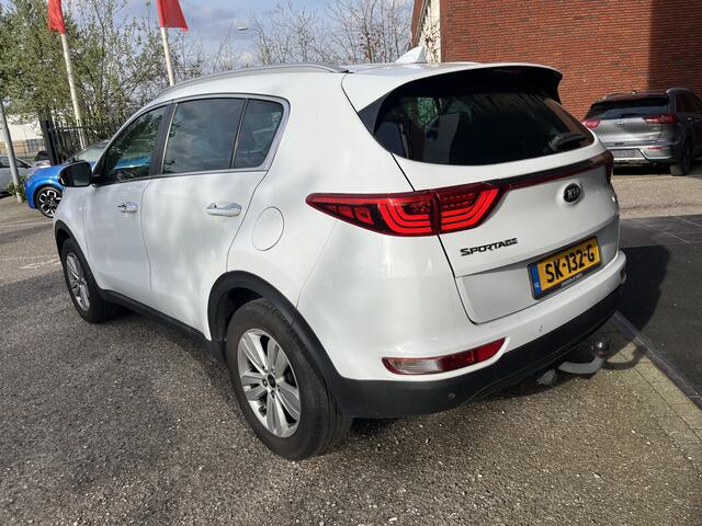 KIA SPORTAGE 1.6 GDI Design Edition // LED // JBL AUDIO // KEYLESS // LEDER+ELEK. STOEL // NAVI+CARPLAY // CAMERA // STUUR+STOELVERWARMING //