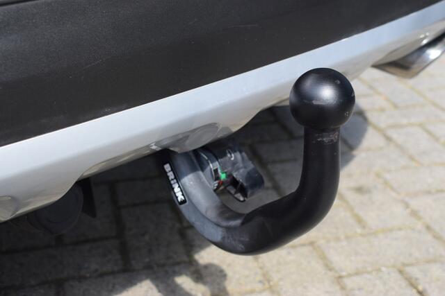 KIA SPORTAGE 1.6 GDI ExecutiveLine | Trekhaak | Leder | Stoelventilatie | Dodehoek Detectie | PDC V+A | Keyless | 42450 km!