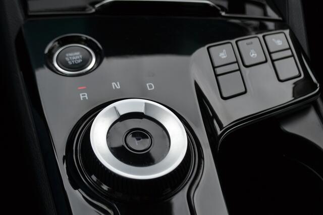KIA SPORTAGE 1.6 T-GDi Plug-in Hybrid AWD DynamicLine Achteruitrij camera | Stuur en stoel verw. v+a | Trekhaak